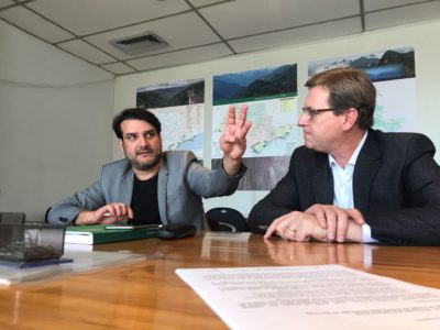 Prefeito de Itararé (SP) se reúne com novo secretário estadual do Meio Ambiente Prefeito de Itararé (SP) se reúne com novo secretário estadual do Meio Ambiente
