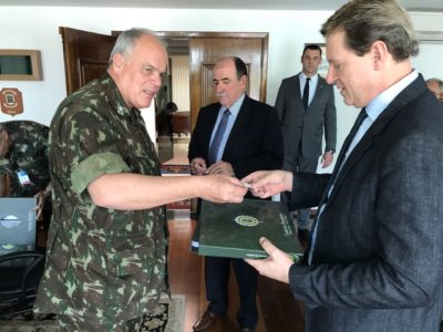 Prefeito de Itararé (SP) solicita unidade do Exército ao município Prefeito de Itararé (SP) solicita unidade do Exército ao município