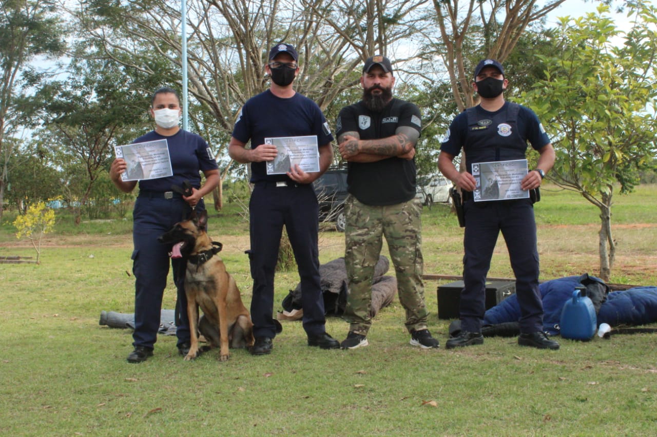 A formação dos figurantes é fundamental para garantir a qualidade nos treinamentos dos cães de patrulha e de proteçãoFoto: Thales Ramon A formação dos figurantes é fundamental para garantir a qualidade nos treinamentos dos cães de patrulha e de proteçãoFoto: Thales Ramon