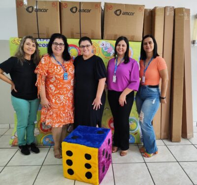 Saúde de Itararé (SP) entrega jogos educativos à Secretaria Municipal de Educação Saúde de Itararé (SP) entrega jogos educativos à Secretaria Municipal de Educação